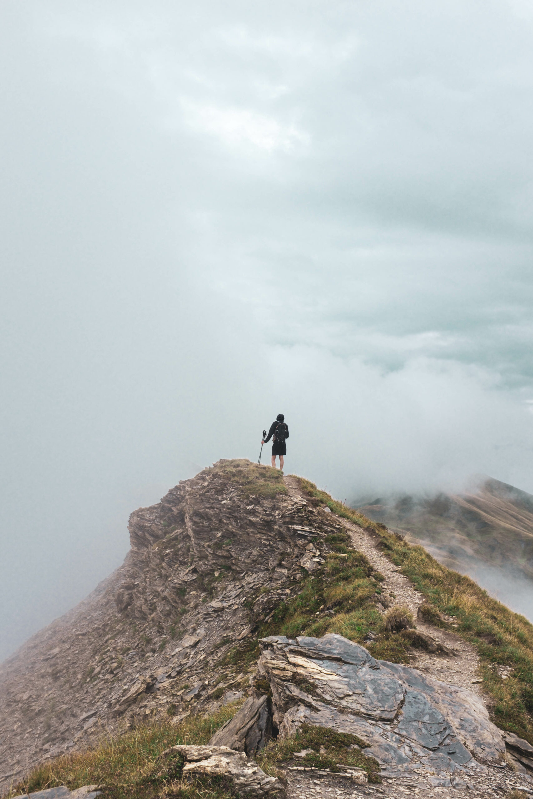 rocher du vent, beaufort, beaufortain, montagnes, rando, nuages, brume, beau